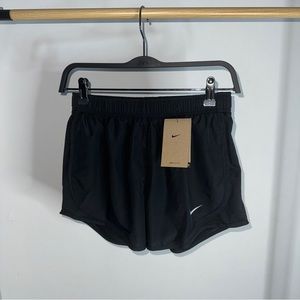 NWT Nike Dryfit Shorts size small